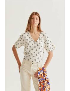 CAMISETA CORAZONES