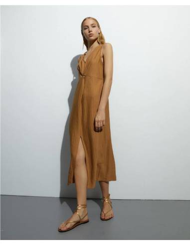 VESTIDO MIDI ESCOTE V