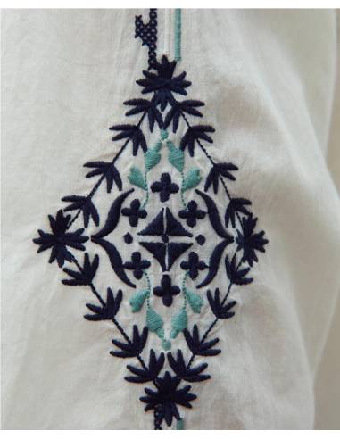 BLUSA MANGA 3/4 BORDADOS
