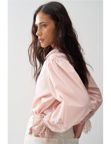 BLUSA  ENCAJE MANGAS