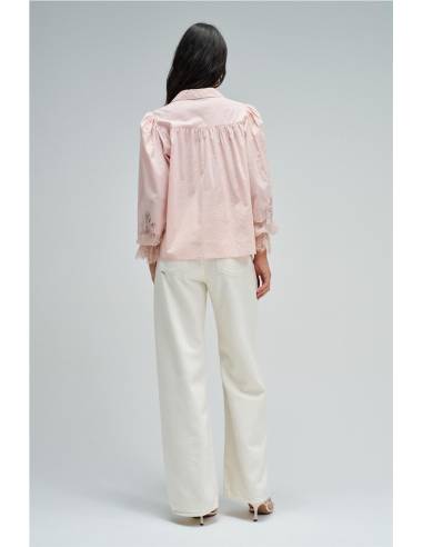 BLUSA  ENCAJE MANGAS