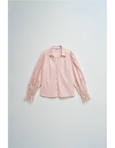 BLUSA  ENCAJE MANGAS