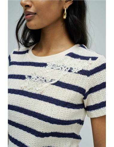 CAMISETA RAYAS  APLIQUE ENCAJE