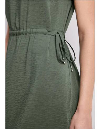 vestido midi escote barco
