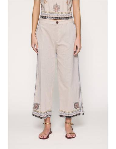 PANTALON BAJOS BORDADOS