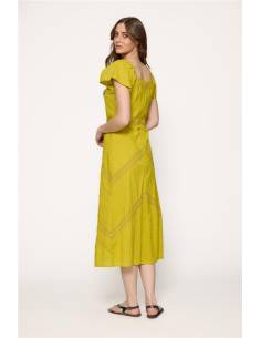 VESTIDO MIDI BORDADOS 2