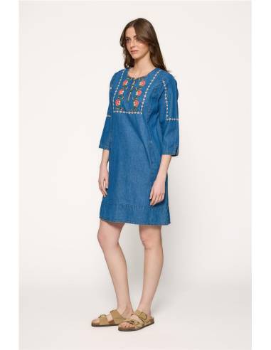 vestido denim bordados