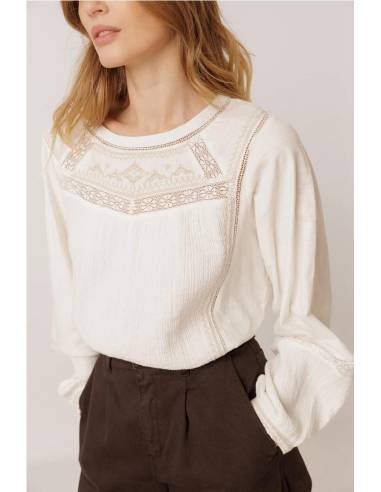 BLUSA COMBI BORDADO CONTRASTE