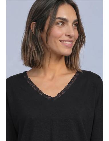 CAMISETA C/PICO ENCAJE
